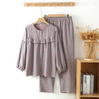 Pamuklu Düğmeli Zarif Takım