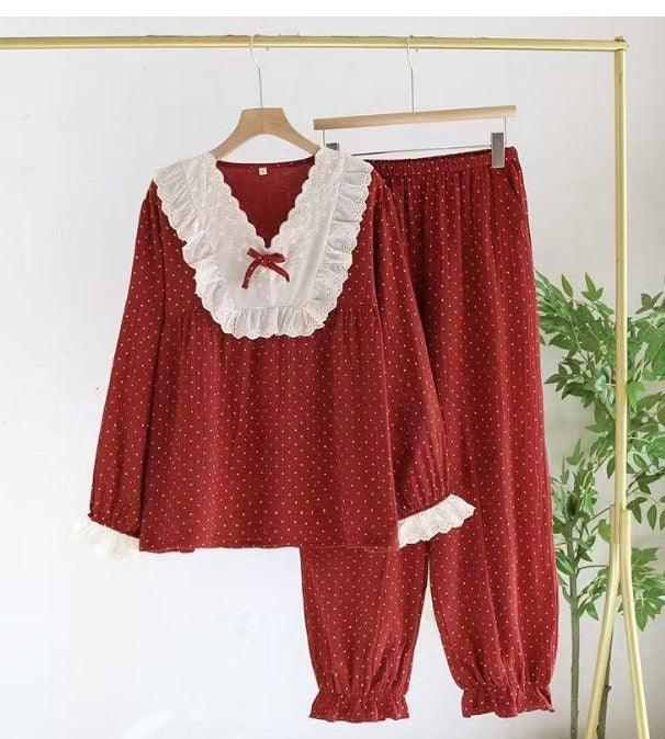 Tatlı Dantel Detaylı Günlük Takım